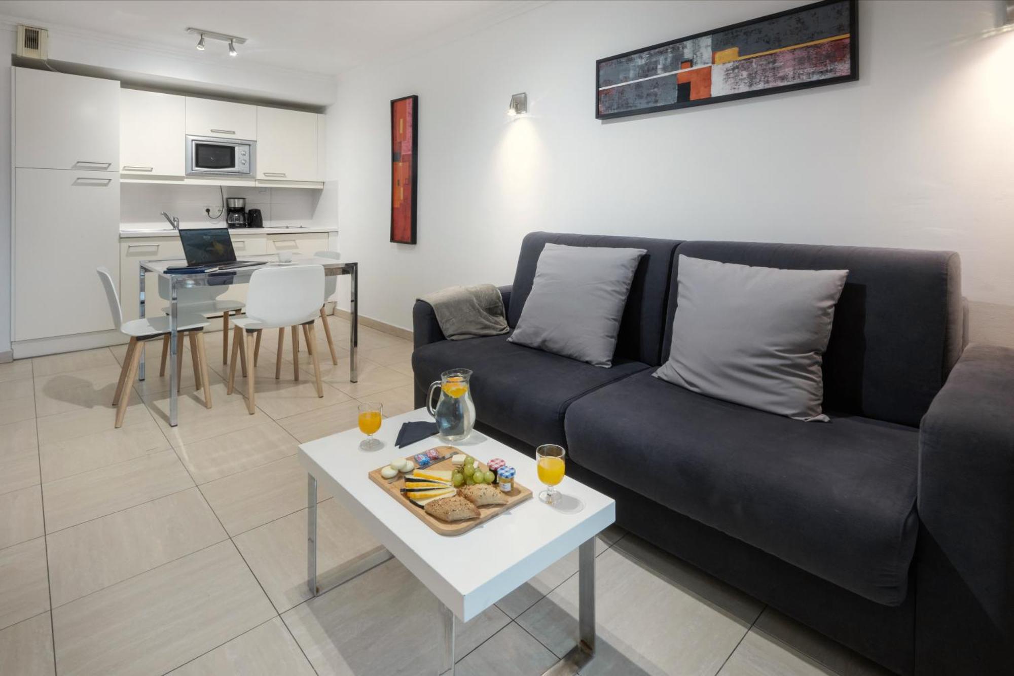 Résidence Néméa Le Lido Cagnes-sur-Mer Esterno foto