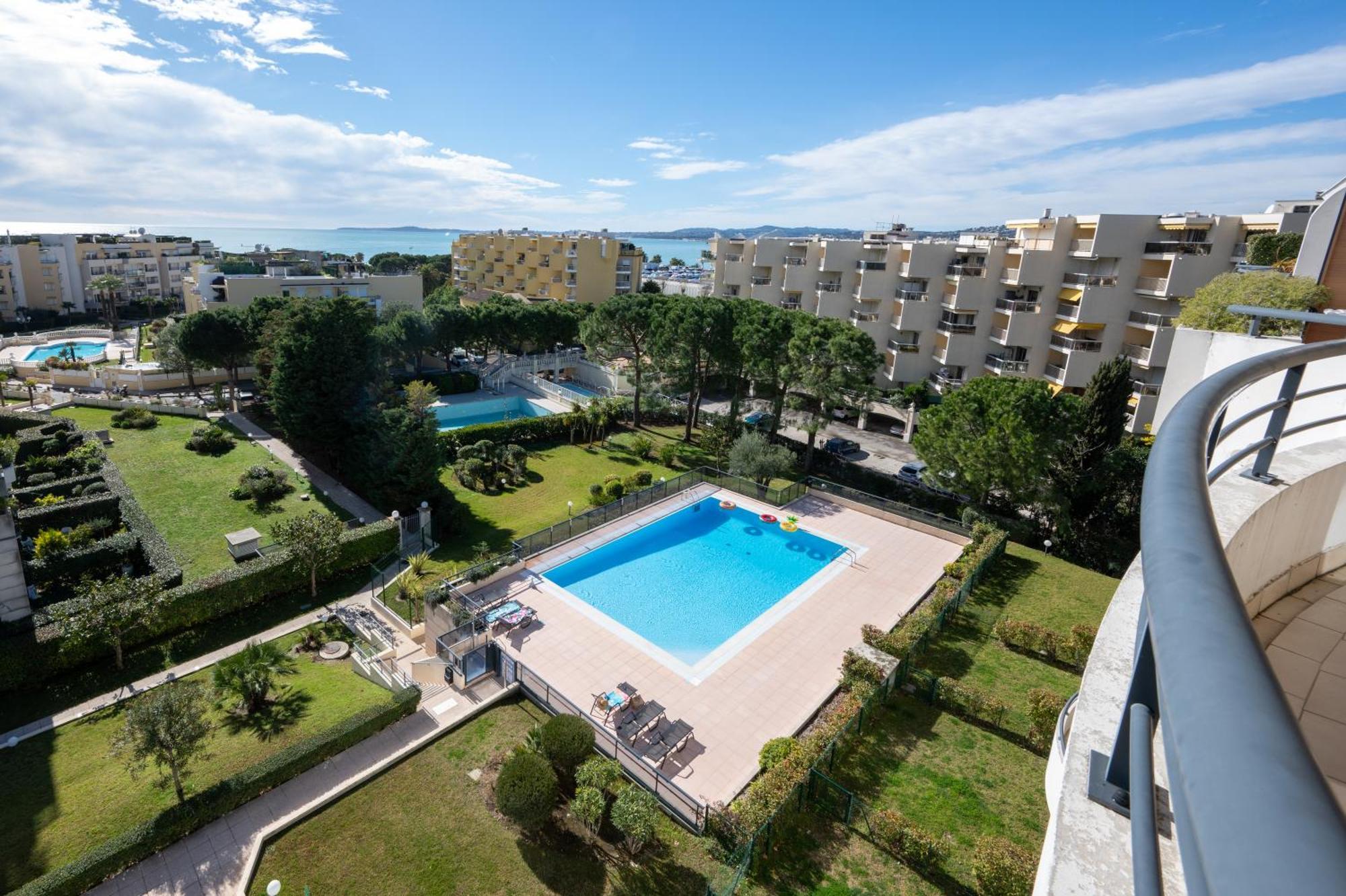 Résidence Néméa Le Lido Cagnes-sur-Mer Esterno foto